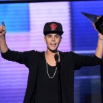 Justin Bieber American Music Awards TheLavaLizard